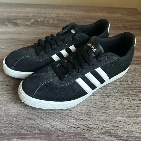 adidas gazelle silver green womens Adidas Womens Courtset Shoes